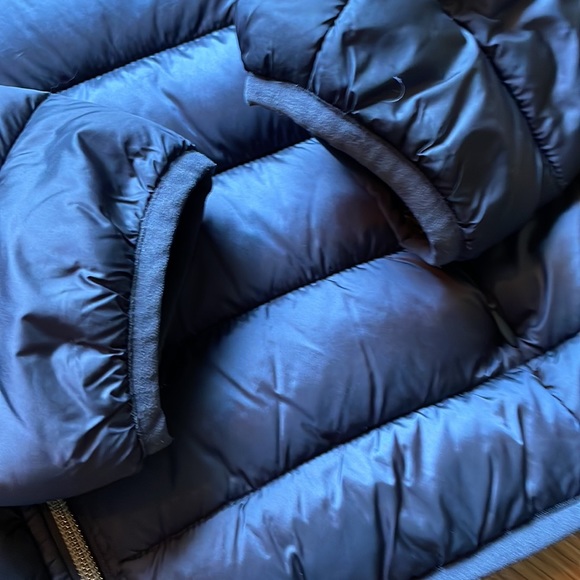 Save the Duck water resistant puffer size large - Picture 8 of 13